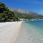 Borovi With Terrace And Parking Podaca
