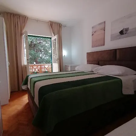Apartment Borovi With Terrace And Parking Podaca