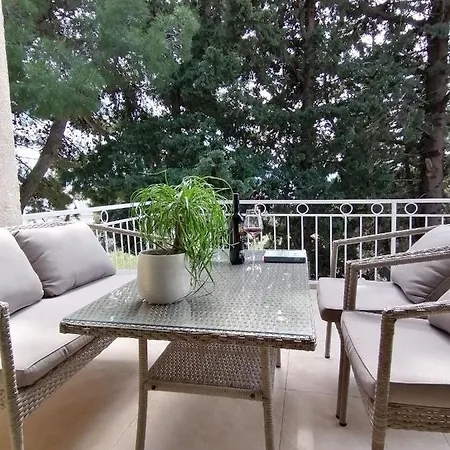 Borovi With Terrace And Parking Lejlighed